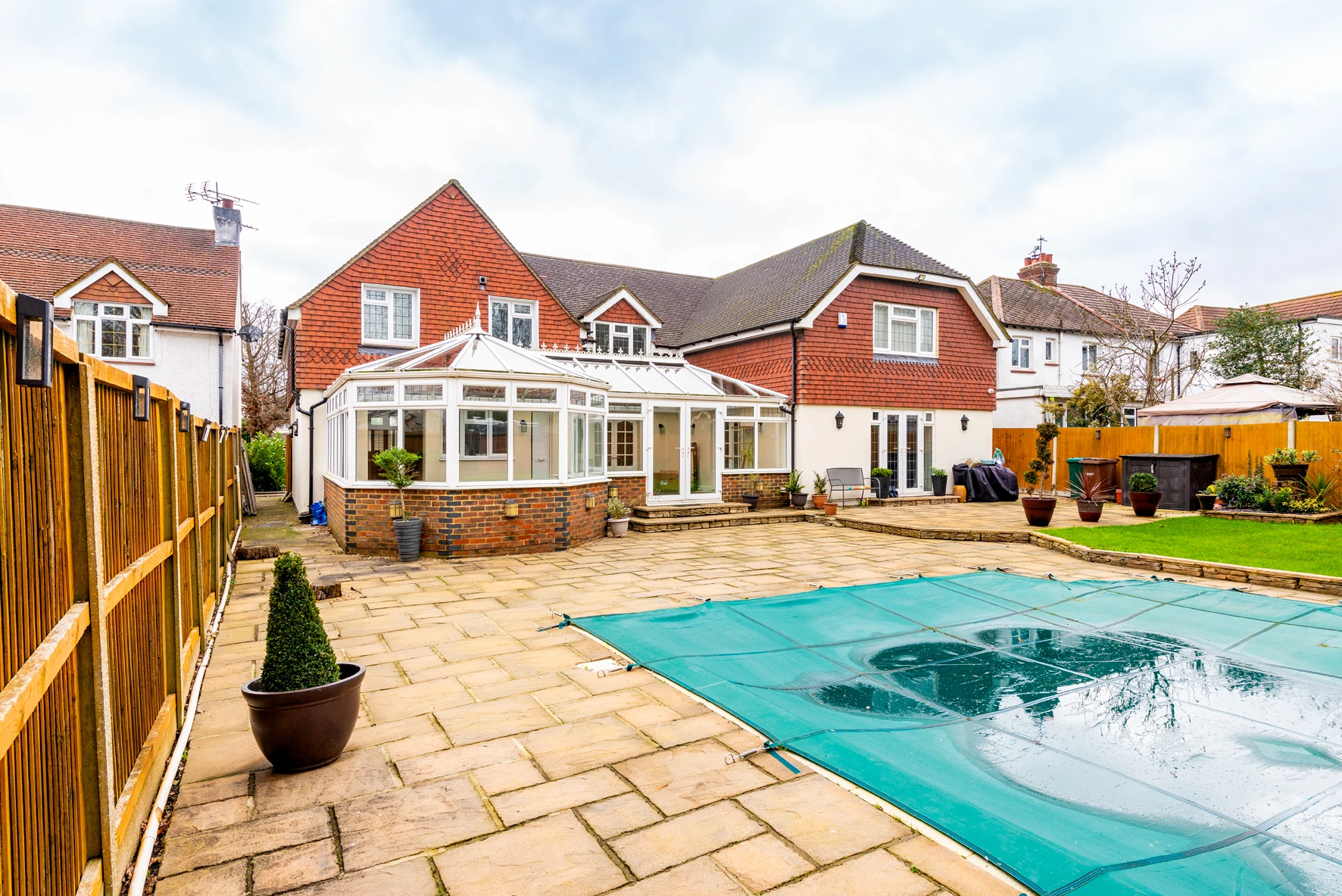 Garden Studios and Garage Conversions